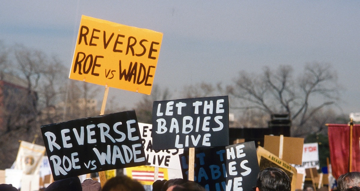 Supreme Court decisions on Roe v Wade