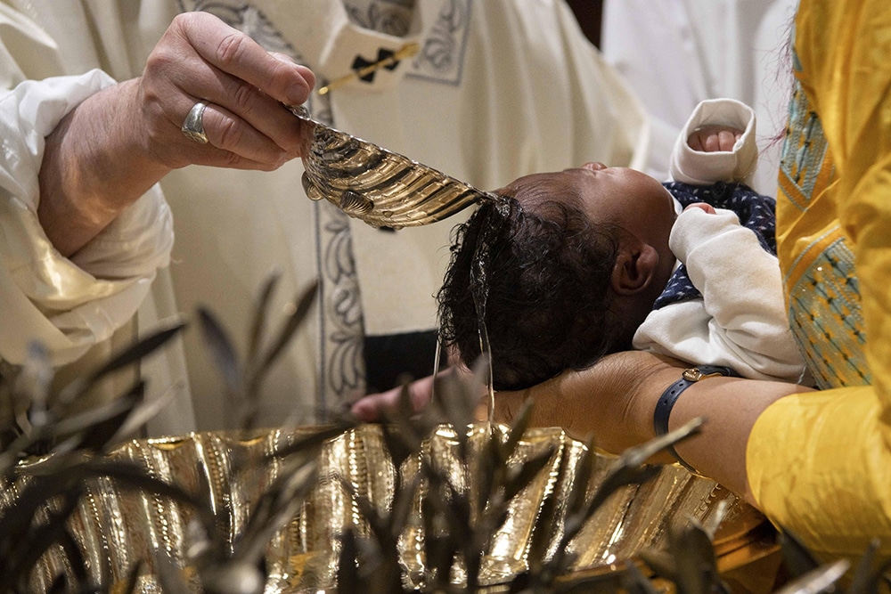 POPE BAPTISMS VATICAN 2019