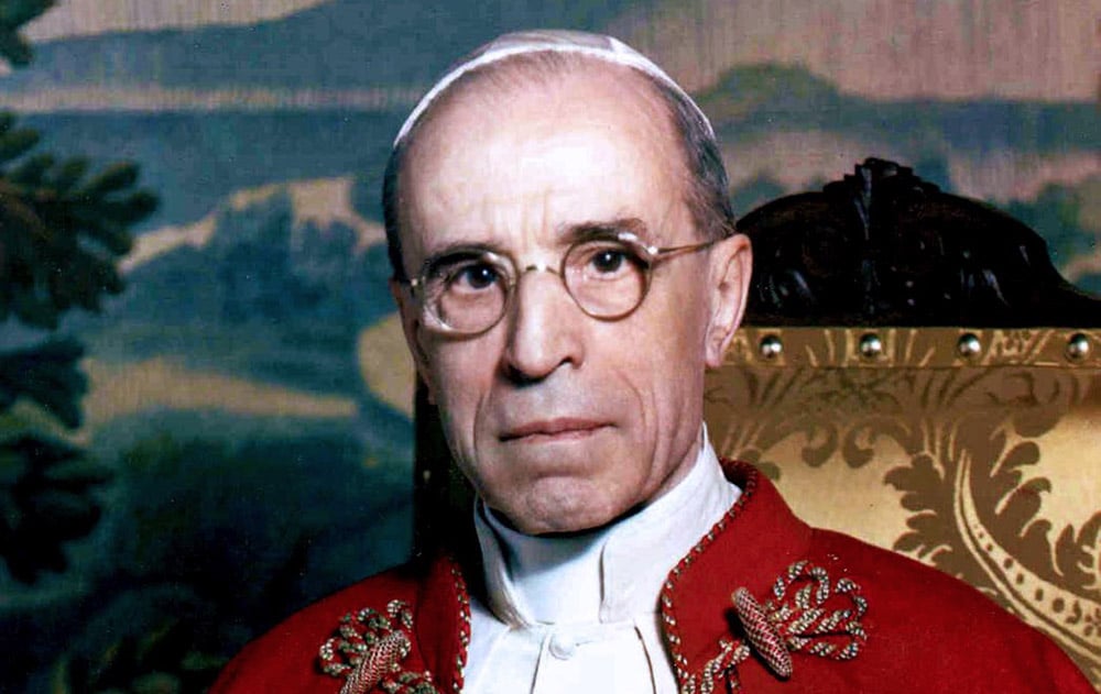 Pope Pius Xll