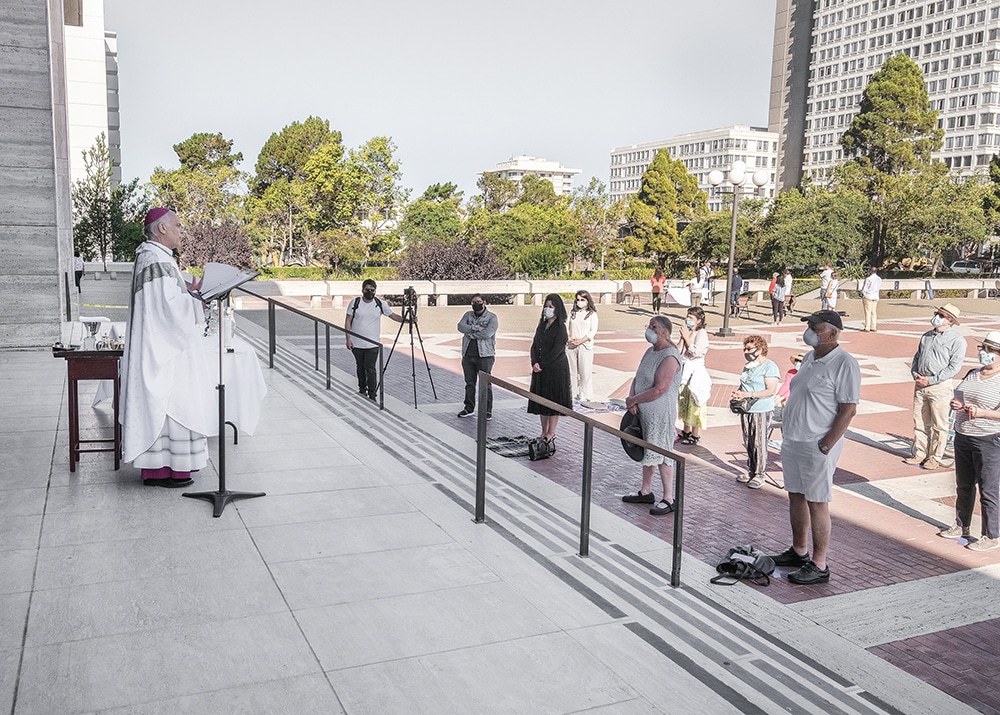 SAN FRANCISCO OUTDOOR MASS