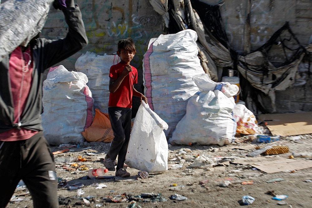 CHILD POVERTY IRAQ