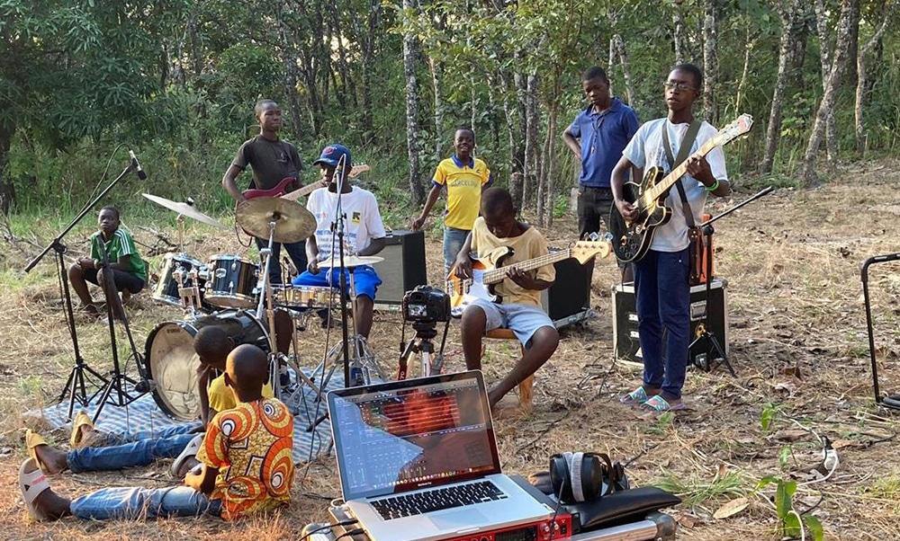 CENTRAL AFRICAN REPUBLIC MUSIC
