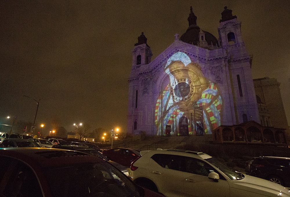 MINNESOTA LIGHT SHOW