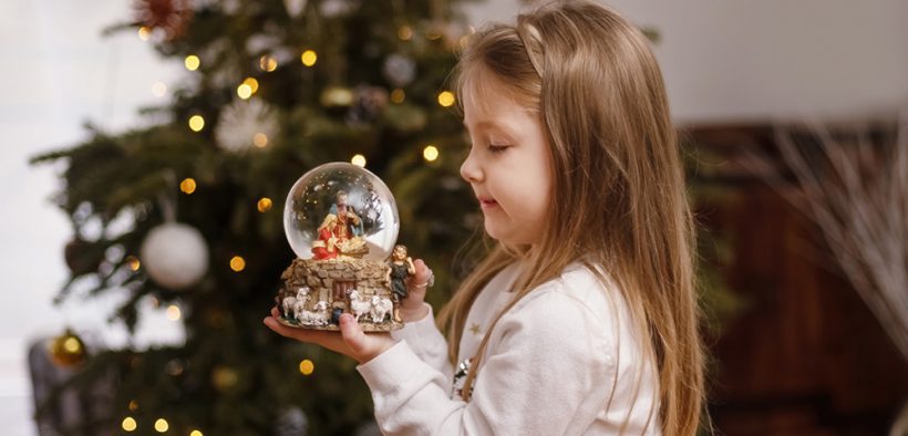 child and Christmas