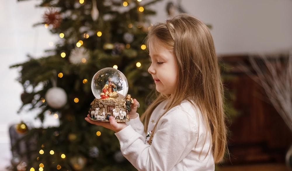 child and Christmas