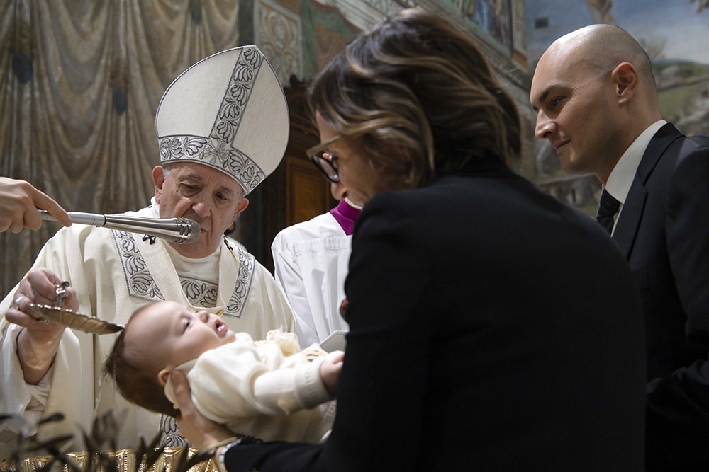 POPE BAPTISMS VATICAN