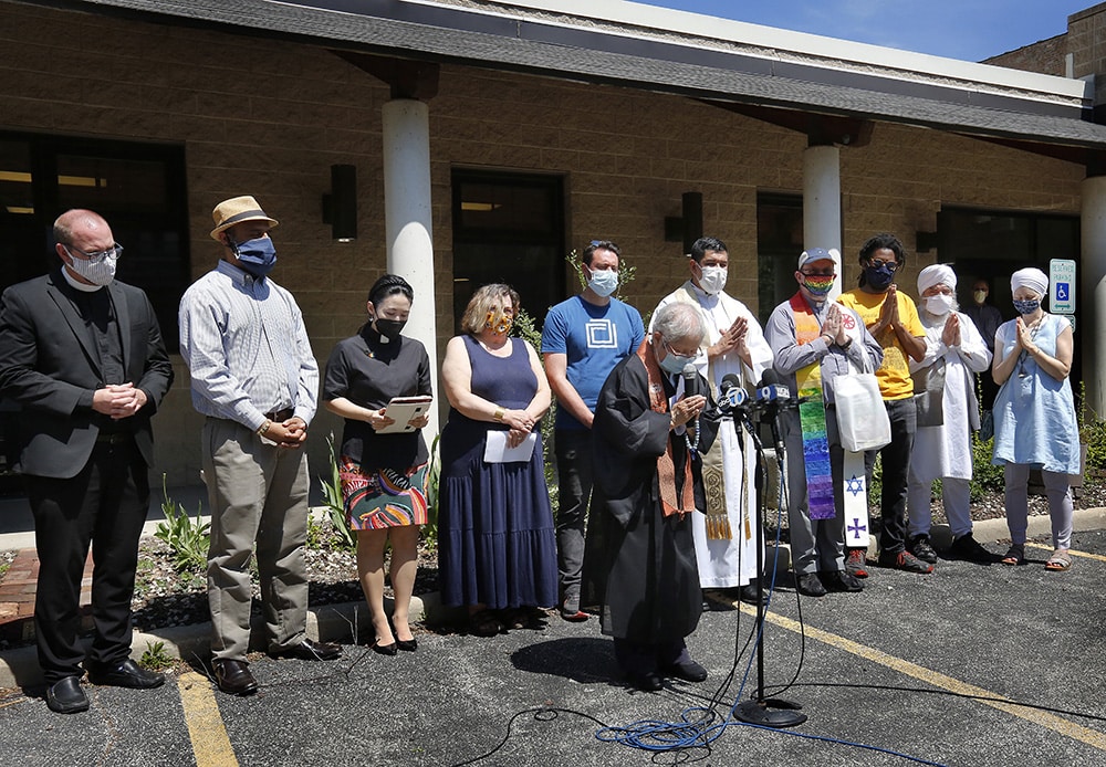 CHICAGO ASIAN AMERICAN PACIFIC ISLANDERS