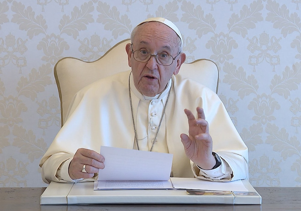 POPE VIDEO AMORIS FORUM
