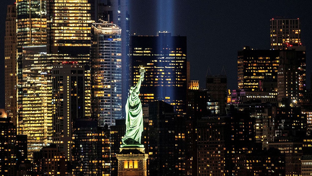 NEW YORK 9/11 MEMORIAL