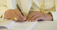 POPE SIGNS ENCYCLICAL 'CARITAS IN VERITATE'