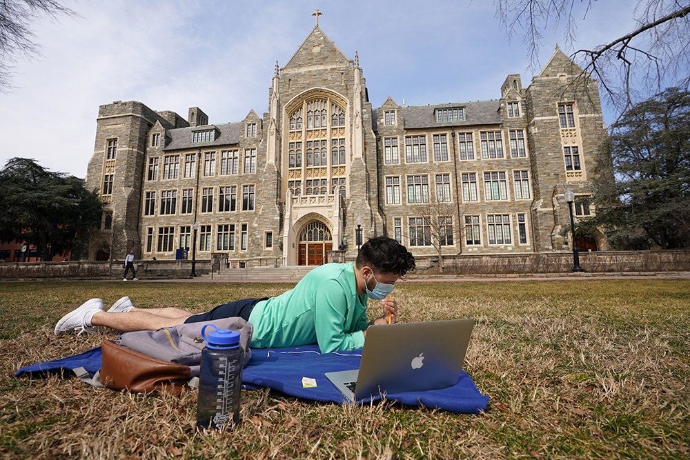 GEORGETOWN UNIVERSITY