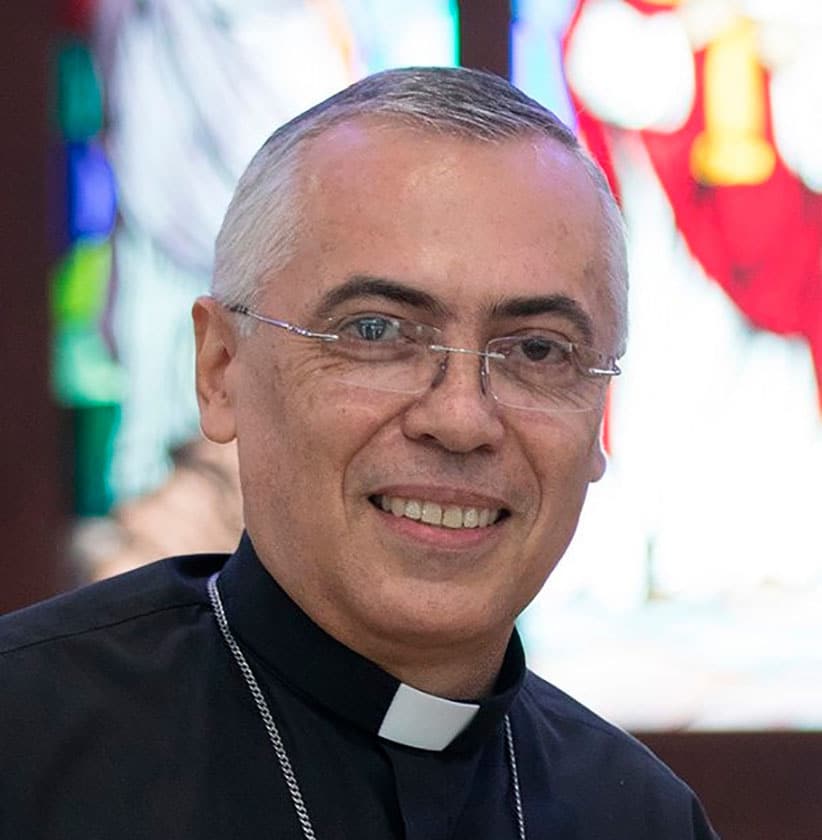 Bishop Daniel Fernández Torres
