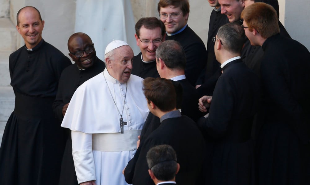 FILE POPE PRIESTS GENERAL AUDIENCE