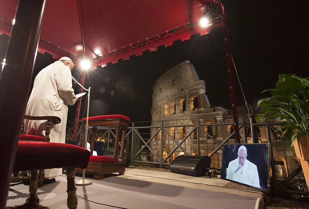 POPE GOOD FRIDAY COLOSSEUM