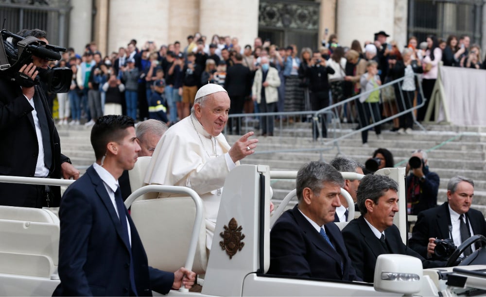 POPE GENERAL AUDIENCE