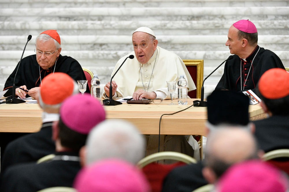 POPE ITALIAN BISHOPS MEETING
