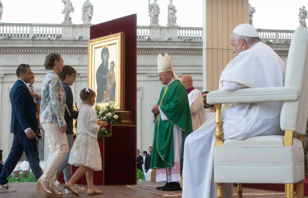 POPE MASS WORLD MEETING OF FAMILIES