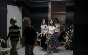 UKRAINE STUDENTS RETURN