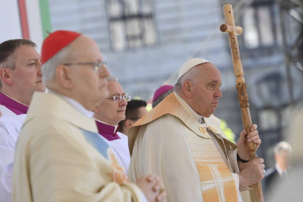 pope francis, hungary