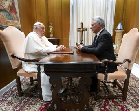 POPE CUBAN PRESIDENT