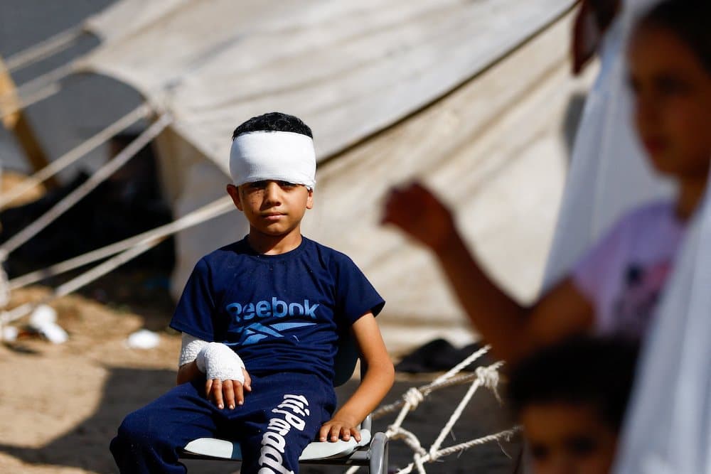 INJURED YOUNG PALESTINIAN DISPLACED GAZA