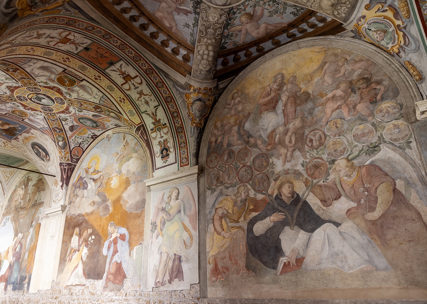 CLOISTER SANTA MARIA SOPRA MINERVA IN ROME