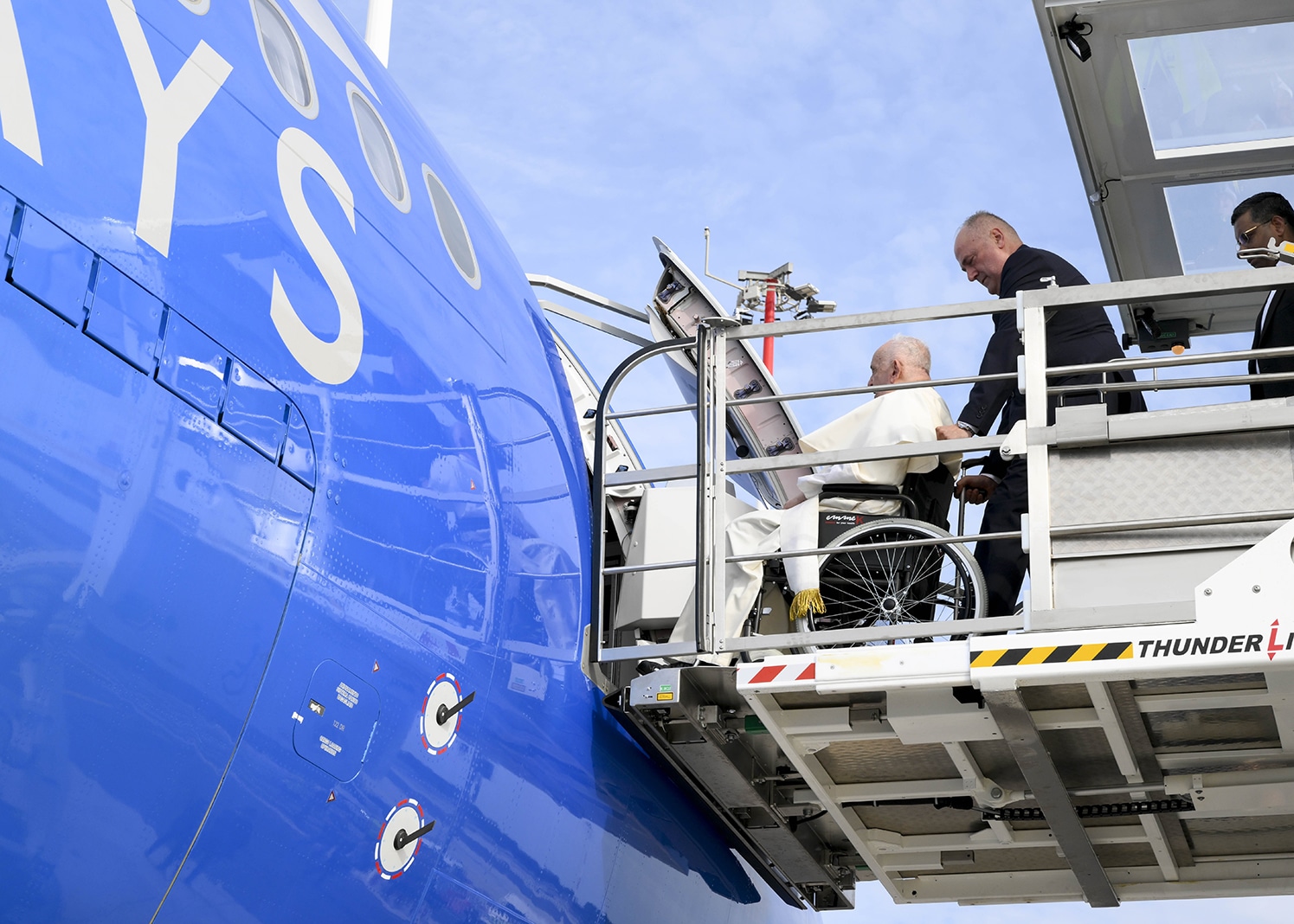 POPE FRANCIS FLIGHT TO INDONESIA
